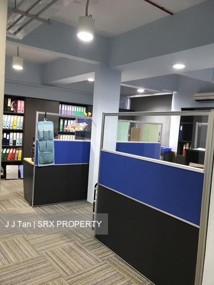 302 jalan besar  (D8), Office #152751042